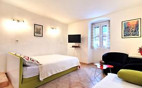 Old Town Boskovic Apartment